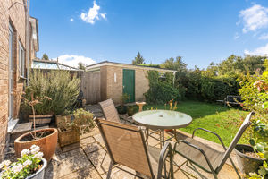 Cherrys Close Bloxham